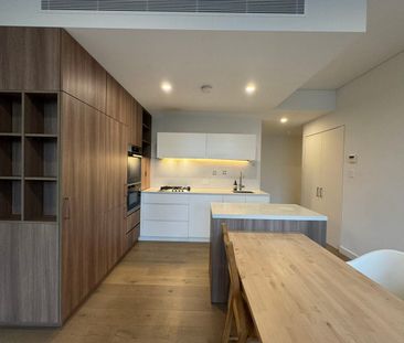 "Stunning Furnished 1 bedroom Plus Huge Study Room" - Photo 4