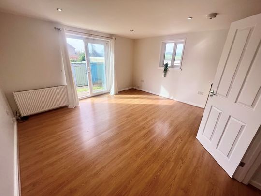 Canberra Road, Weymouth - Photo 1