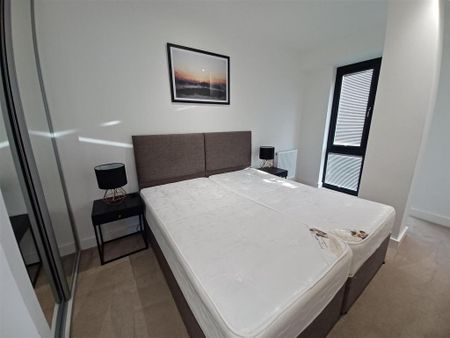 1 bedroom apartment to rent - Photo 2