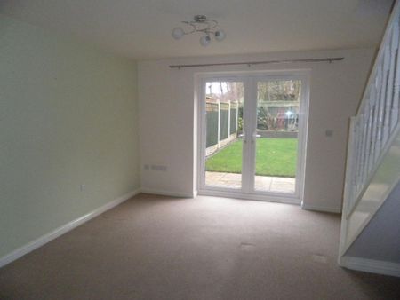 2 bedroom end of terrace house to rent - Photo 5