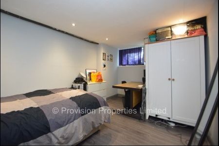 6 Bed Student Houses in Hyde Park Leeds - Photo 4
