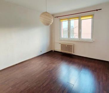 Pronájem bytu 2+1 52 m - Fotografie 4