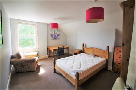 Queens Terrace, Exeter - Photo 4