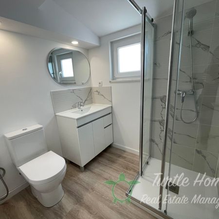TH2023437 - Beautifully Renovated One-Bedroom Apartment - Photo 4