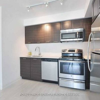 Yonge /Sheppard Luxury 1Bdrm Flr To Ceiling Windows 1Parking 1Locker - Photo 3