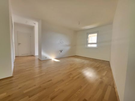 ERSTBEZUG! 3-Zimmer-Wohnung mit Balkon, Top 10 - Photo 2