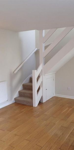 2 bedroom cottage to rent - Photo 1