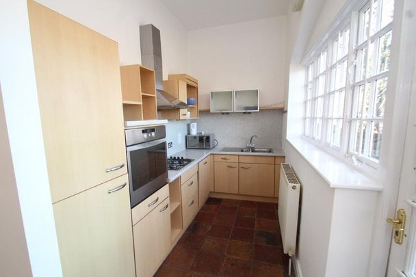 2 bedroom house to rent - Photo 1