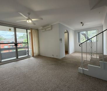 View Wednesday at 2.30pm - 2.45pm - Photo 5