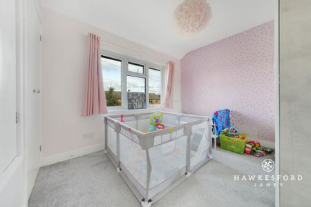 3 bedroom semi-detached house to rent - Photo 5