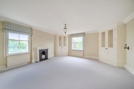 4 bedroom detached house to rent - Photo 4