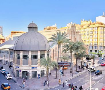 Piso de alquiler en Avenida Alfonso el Sabio, 13, Barrio del Centro - Photo 6