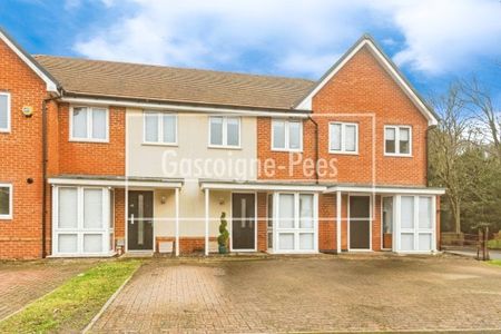 Blue Hut Way, Beggarwood, Basingstoke... - Photo 5