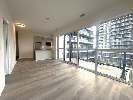 For Lease - 15 Watergarden Drive Unit# 412, Mississauga, Ontario - Photo 2