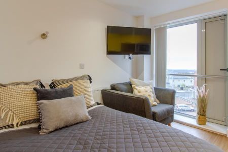 Studio to rent - Photo 4