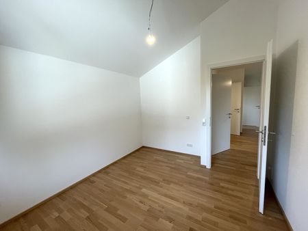 Erstbezug: 3-Zimmer-Wohnung im Dachgeschoss Top E15 - Foto 2