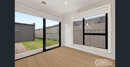 Modern 3-Bedroom Townhouse in Prime Craigieburn Location! - Photo 4