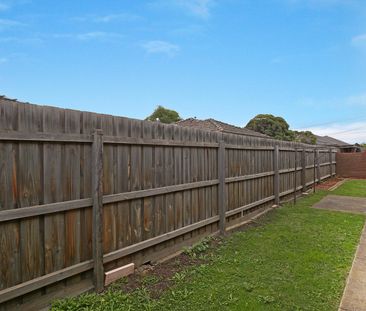 1/3 View Street, Reservoir VIC 3073 - Photo 1