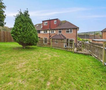 4 bedroom house to rent - Photo 2