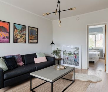 Svärdlångsvägen, Årsta - Photo 1