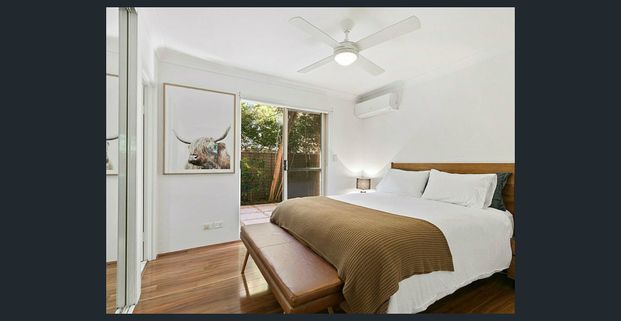 Stunning garden apartment - Photo 1