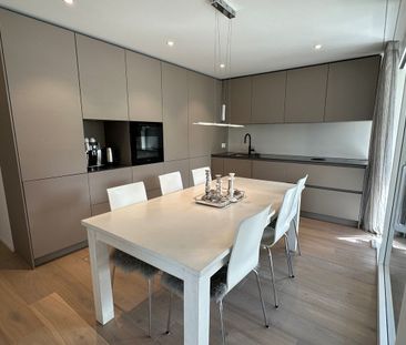 Möblierte exklusive 3.5-Zimmer-Wohnung mit zwei Balkonen im Zentrum... - Foto 4