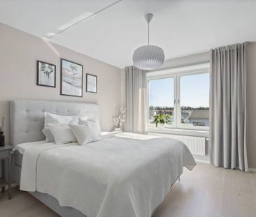 Meteorvägen, Storvreta - Foto 1