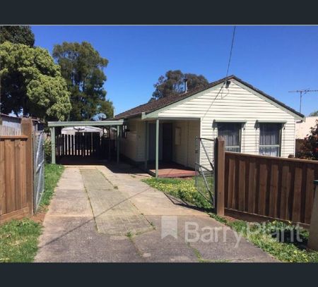 14 Bertram Street, Drouin, Vic 3818 - Photo 2