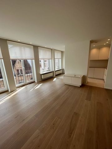 Appartement te huur - Foto 2