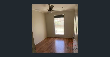 FOR RENT - CHARMING 3-BEDROOM HOME WITH RUMPUS ROOM IN A QUIET DAISY HILL CUL-DE-SAC - Photo 5