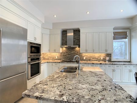 For Lease - 18 Yuan Drive, Richmond Hill, Ontario - Photo 4