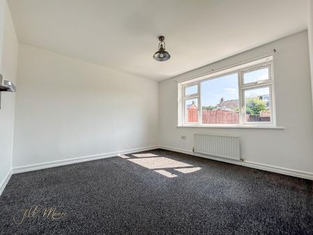 3 bedroom bungalow to rent - Photo 4