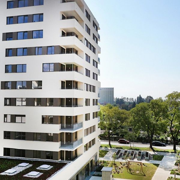 sonnige 2-Zimmer Wohnung mit großem Balkon in Eggenberg - Photo 1