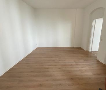 2Zi-Wohnung (EBK +Waschmaschiene) sucht ab 01.01.26 Nachmiter:in - Foto 1