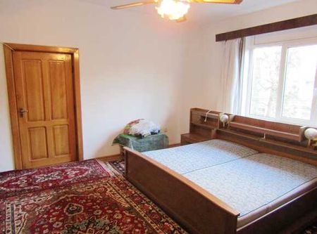 2 camere decomandate, 80 mp, terasa, parcare, garaj, boxa subsol, zona Piata Engels - Photo 3