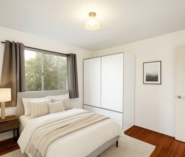 Highset Family Home in Prime Bulimba Location with Northshore Views - Photo 3