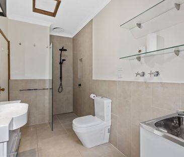 Immaculate Two Bedroom Unit - Photo 4