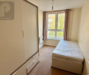 3 bedroom apartment to rent - Photo 6