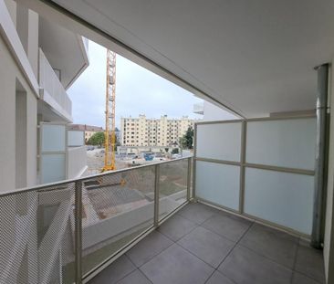 Location Appartement 2 pièces 48m² THONON LES BAINS 74200 - Photo 6