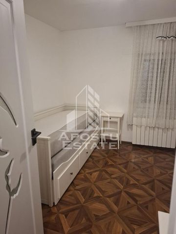 Apartament, 3 camere, centrala proprie, zona Lipovei - Photo 4