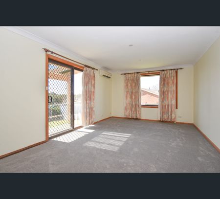 12 Ibis Crescent, Orange, NSW 2800 - Photo 4