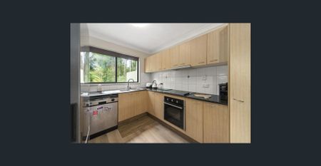 Varsity Lakes. Spacious apartment. Great Location. - Photo 5