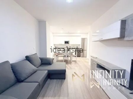 Alquiler de piso en Alameda Serralta Zvmardia - Photo 2