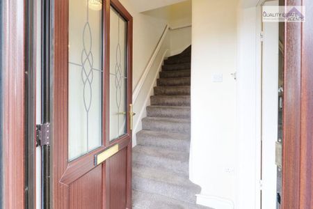 3 bedroom terraced house to rent - Photo 5