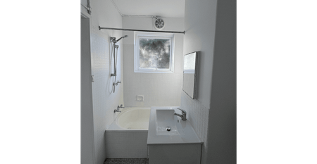 Newly Renovated 1-Bedroom Apartment in Boutique Block of 12 - Photo 2