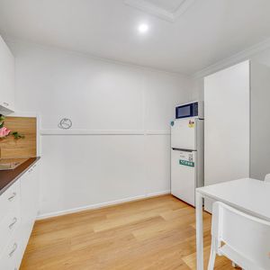 Located in Boondall, Northside of Brisbane - 1 bedroom self contained - Photo 3