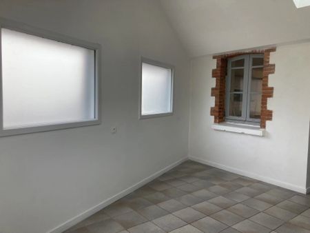 Location Appartement 5 pièces 120 m2 à Mohon - Photo 5