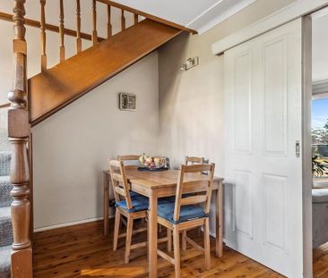 Five Bedroom Spacious Family Home in Ideal Location for lease - Photo 6