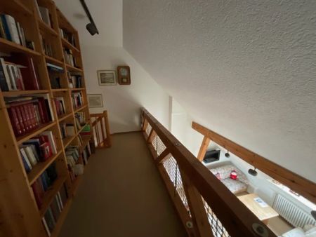 Mietangebot. Möblierte 3 Zimmer-Maisonette-Wohnung in naturnaher, gesunder Höhenlage. - Photo 3