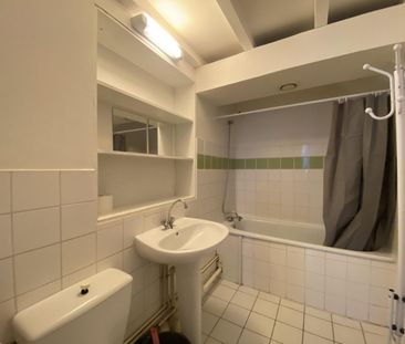 A LOUER : T1 à LILLE • rue Ducourouble - WAZEMMES • 500 € - Photo 4